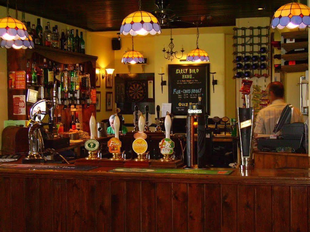 The Bell Inn Frampton on Severn Exteriér fotografie
